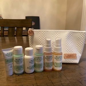NWT 7pc Mario Badescu Set